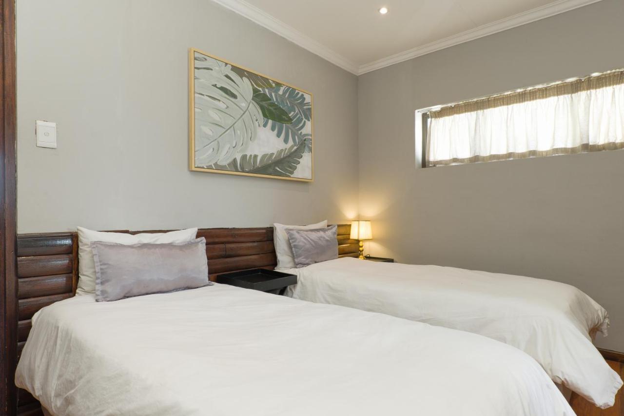 Royal Palms Guest House Port Elizabeth Exteriör bild